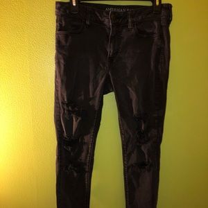 Black distressed American Eagle jeans size 10 💖